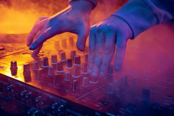 Mastering EDM-photo 1